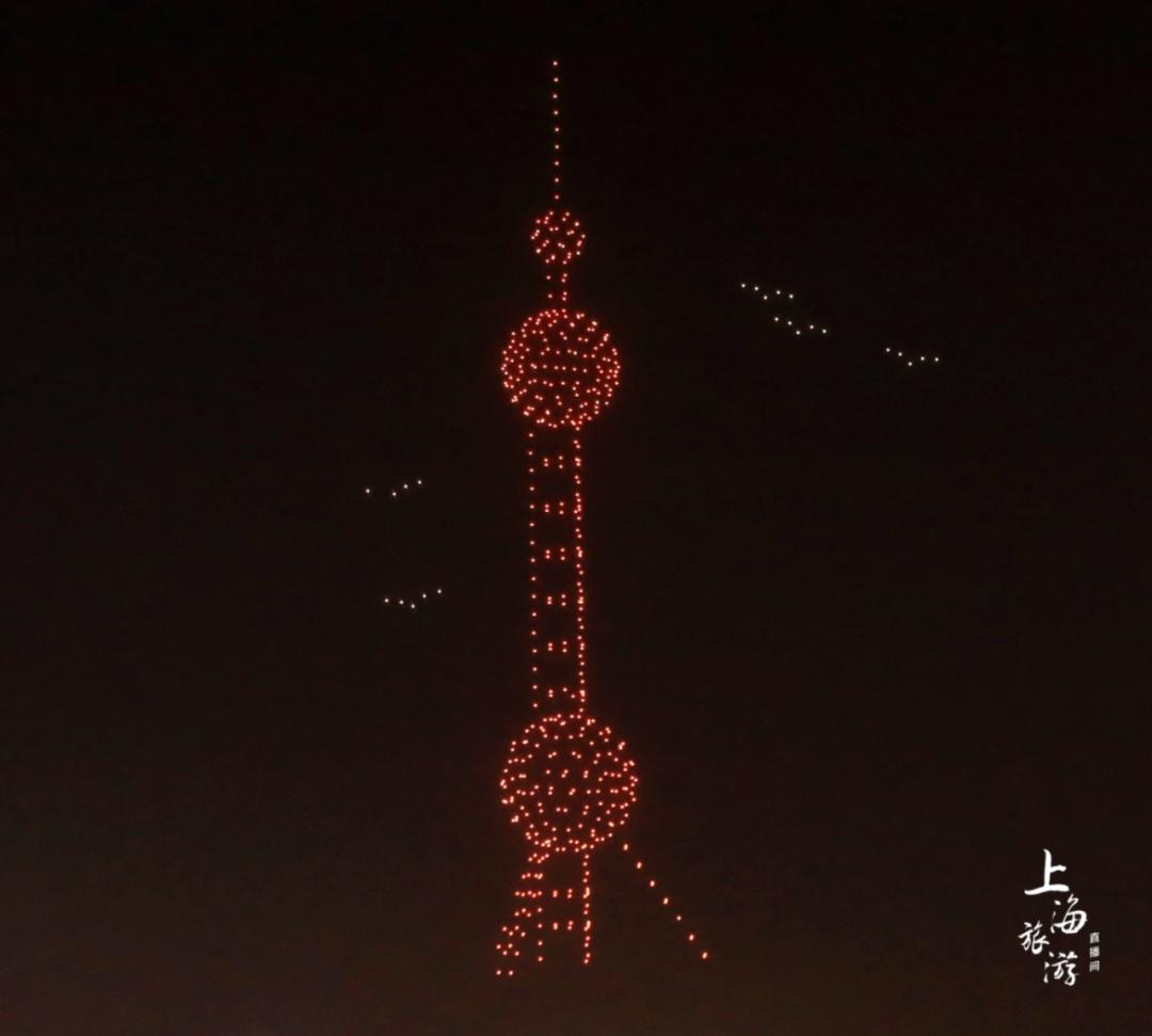 数百架光影无人机亮相黄浦江、苏州河交汇处(图5) 数百架光影无人机亮相黄浦江、苏州河交汇处(图5)